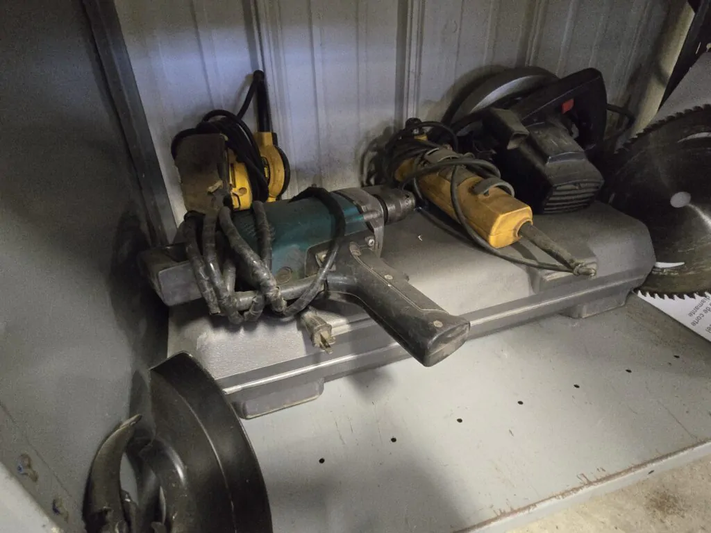 Lilja Tiling & Excavating LLC. Retirement Auction
