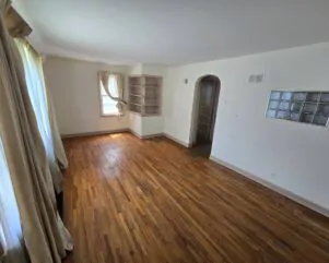 Real Estate- Home in Dekalb, IL 